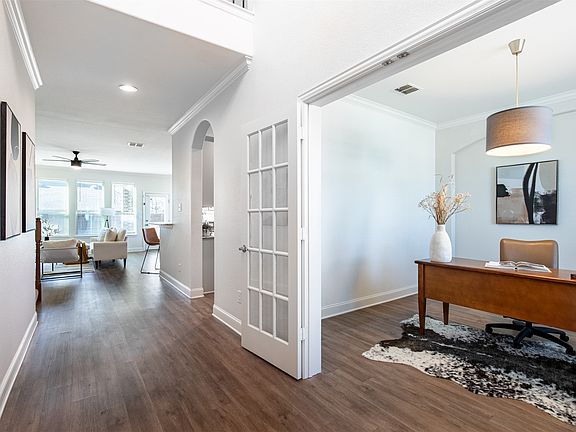 3rd image of 12233 Ridgeback Dr