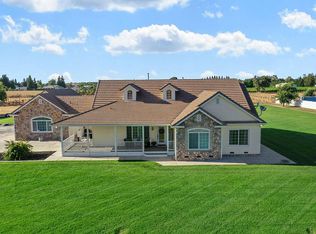 11603 E Eagle Bay Rd, Acampo, CA 95220