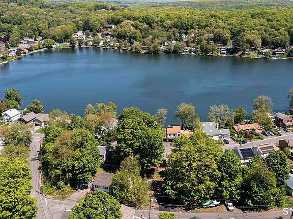 2nd image of 24 West Lakeview Road