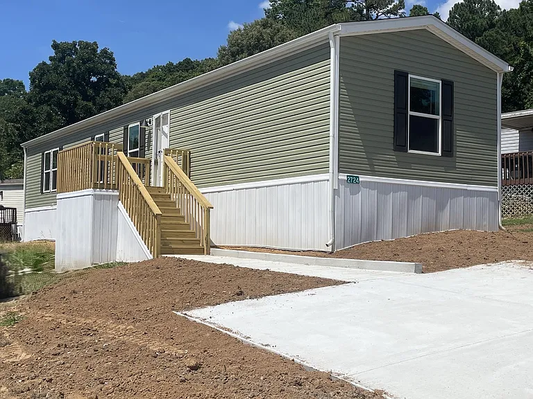 Amherst Ridge — Photo 14