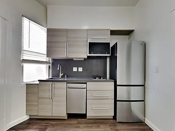 677 Ellis St #9 — Photo 5
