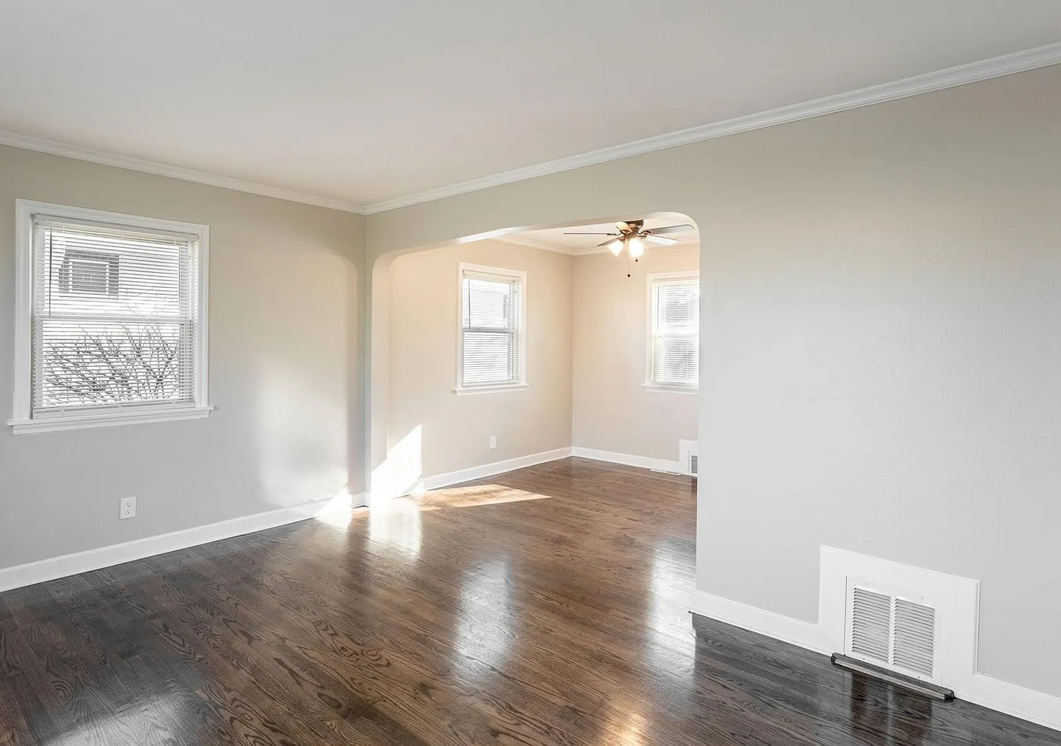 Fully remodeled 3 bedroom single family House! — Photo 3