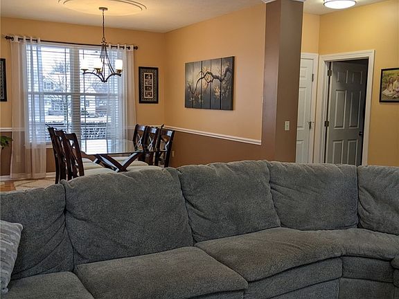 3rd image of 815 Gallo Dr