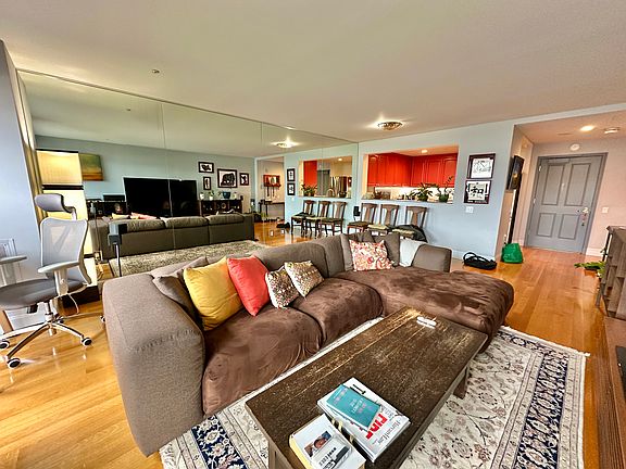 5th image of 75 Folsom St