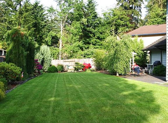 4th image of 4038 NE 204th St