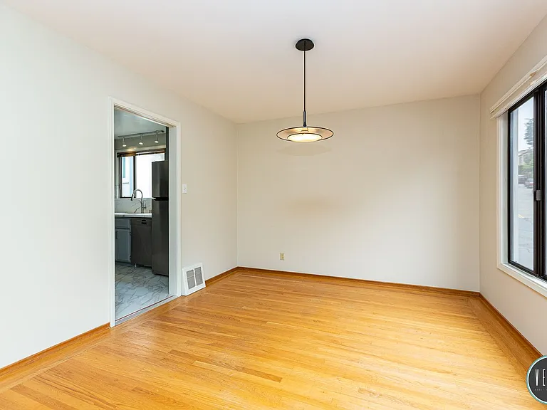 41 Dellbrook Ave — Photo 6