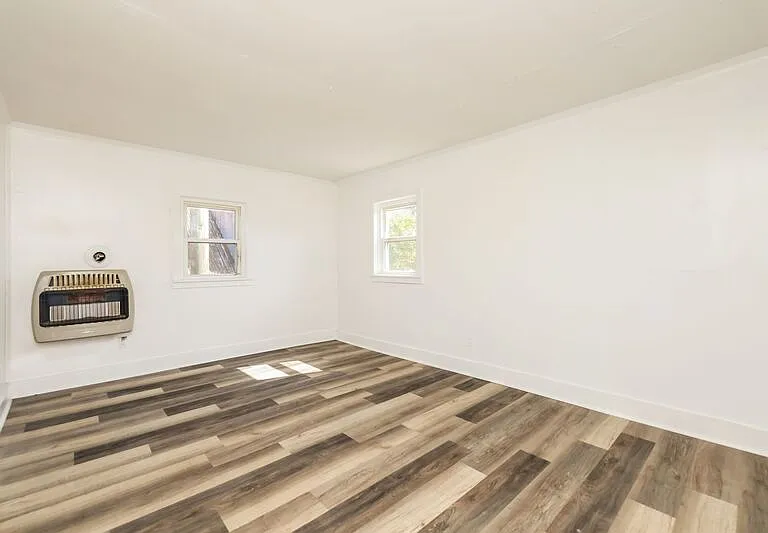 124 S Chillicothe St #4 — Photo 5