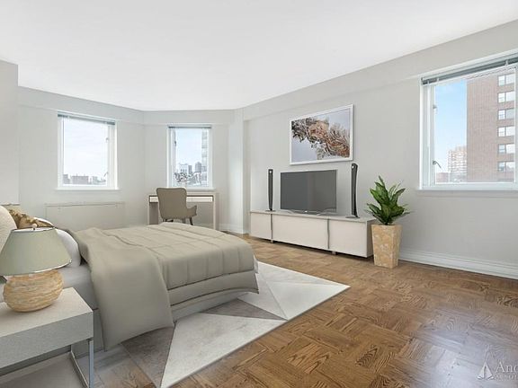 3rd image of 200 E 71st St APT 18C
