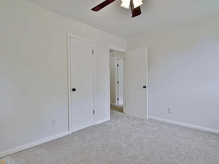 745 Anderson Dr — Photo 36
