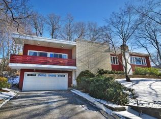 36 Lakeshore Dr, Rockaway, NJ 07866