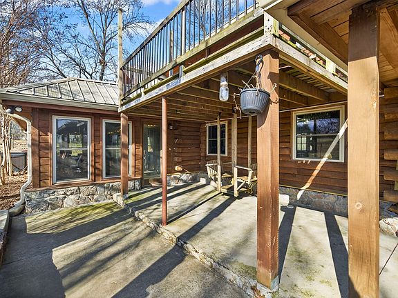 4th image of 4287 Maxwell Rd