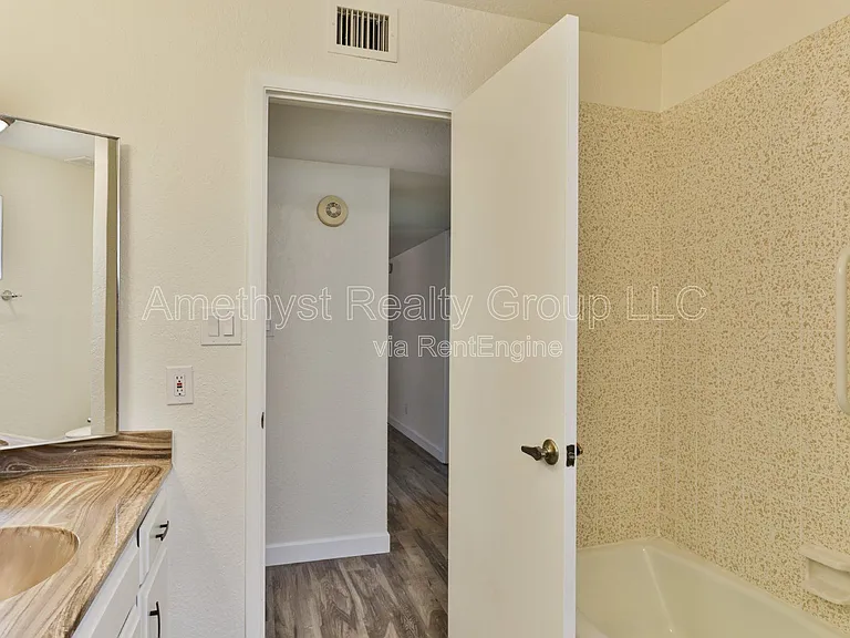 4419 W Shaw Butte Dr — Photo 21