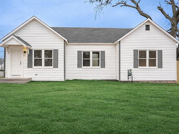 2nd image of 1501 S Evans Ave