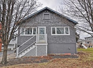 33 Russell St, Hull, MA 02045