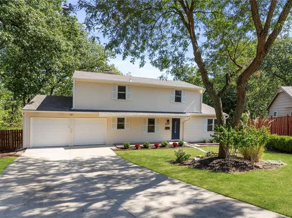 6319 Sherwood Ln, Merriam, KS 66203