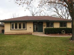3556 S 45th St, Greenfield, WI 53220