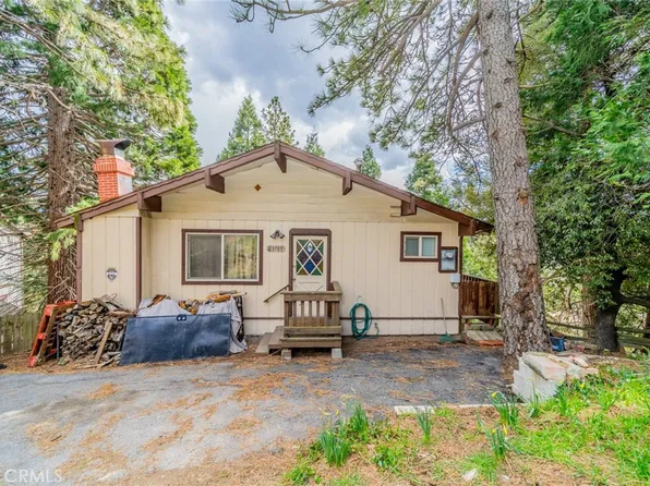 23769 Zurich Dr, Crestline, CA 92325
