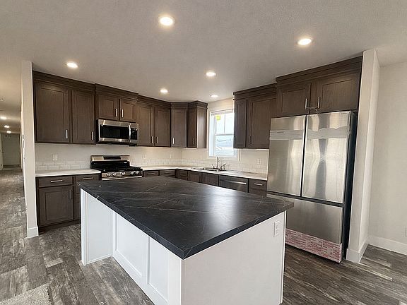 5th image of 23635 W Lakepoint Dr