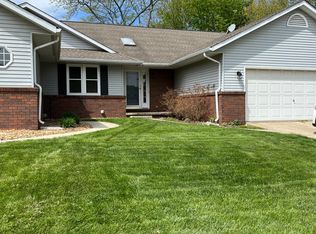 109 Astoria Rd, Springfield, IL 62704