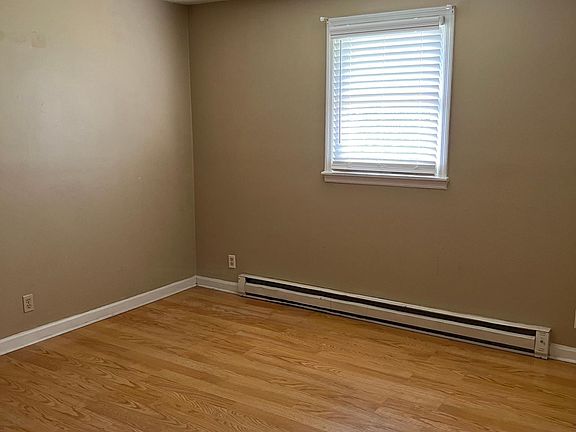 3rd image of 3531 Albee Dr