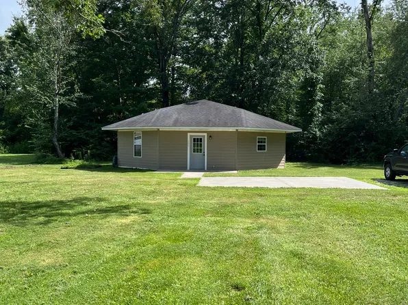 151 J D Neil Rd, Tullahoma, TN 37388