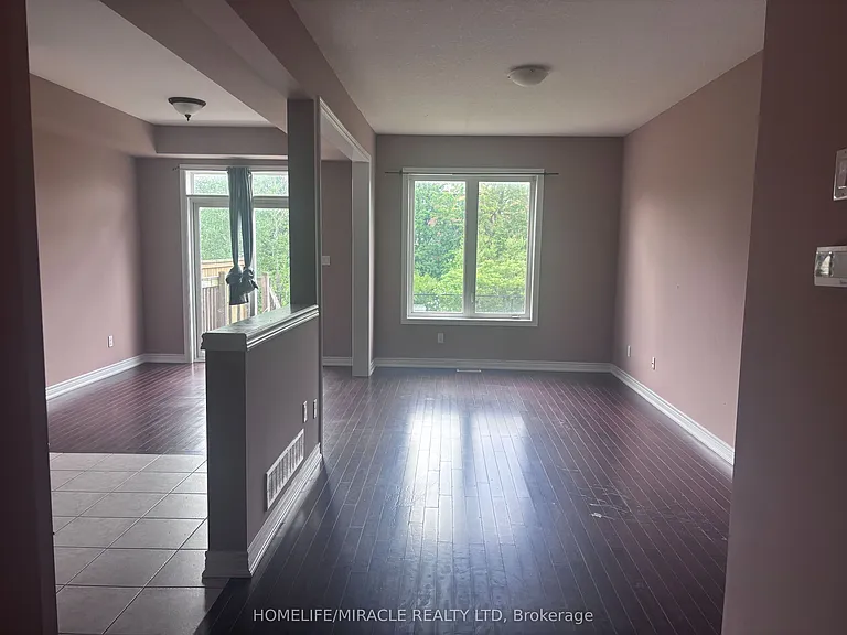 45 Seabreeze Cres #7 — Photo 6