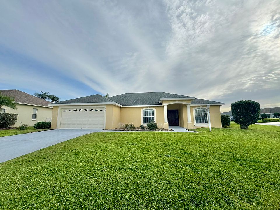 1st image of 209 Ruby Lake Ln