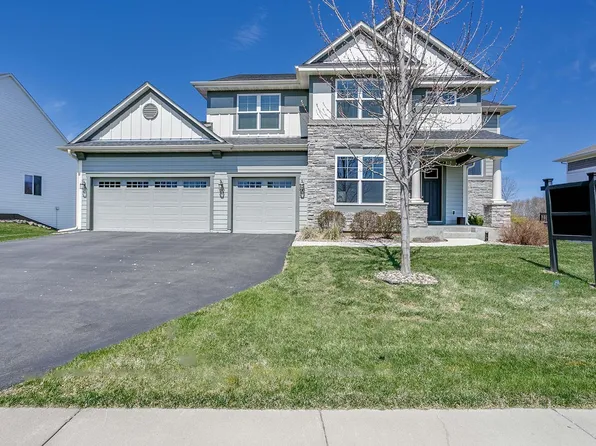 8688 Ambergate Dr, Victoria, MN 55386