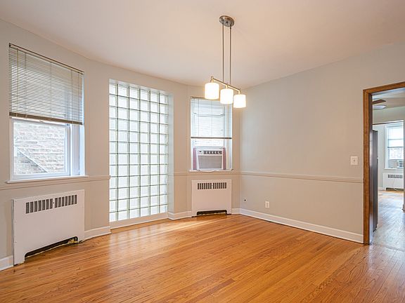 5th image of 6514 N Bosworth Ave