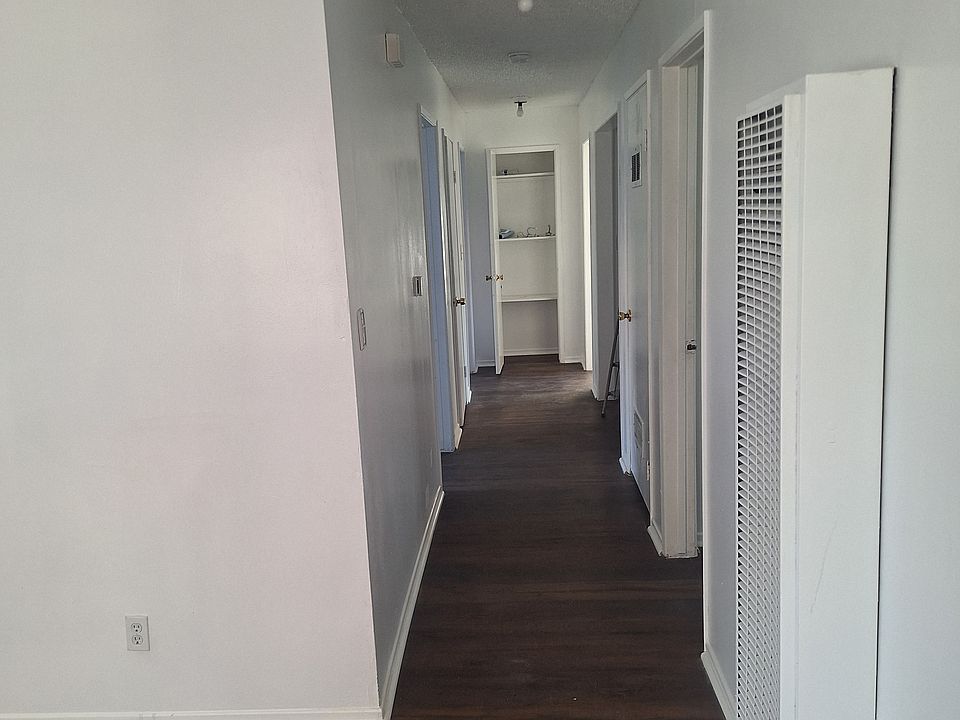 1st image of 1018 W 93rd St #1