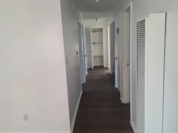 1018 W 93rd St #1, Los Angeles, CA 90044