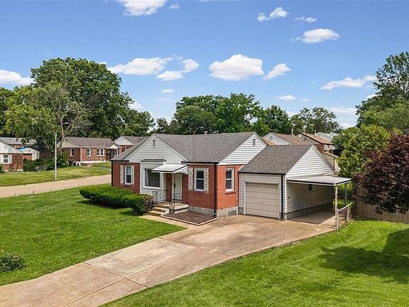 3rd image of 7322 Parkwood Dr
