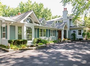 2501 N Riverside Dr, McHenry, IL 60051