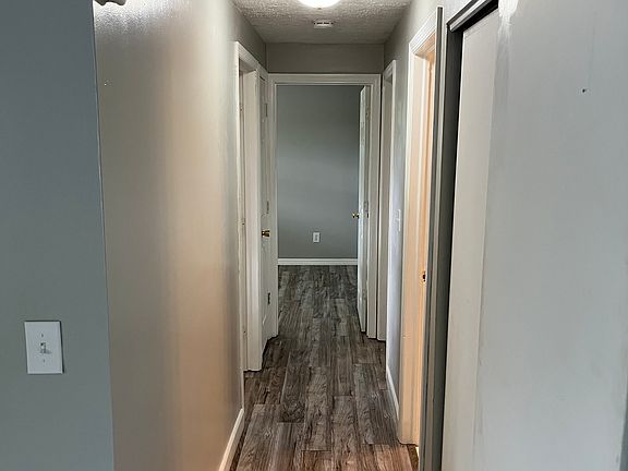 3rd image of 4457 Kitridge Rd