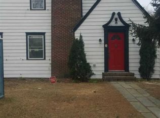 9 E Floral Ave, Pleasantville, NJ 08232