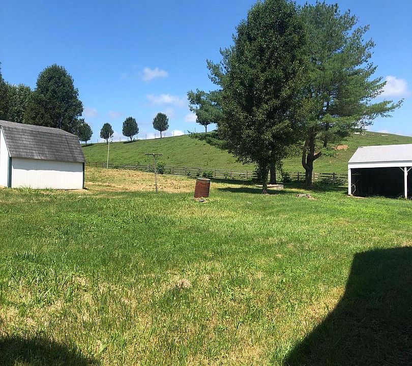 2nd image of 1110 Clear View Rd