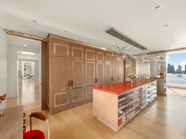 70 Vestry Street image 19 of 31