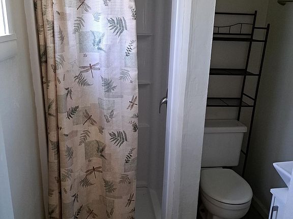 5th image of 977 Park Ave #17