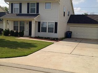 631 Remington Heights Dr, Houston, TX 77073