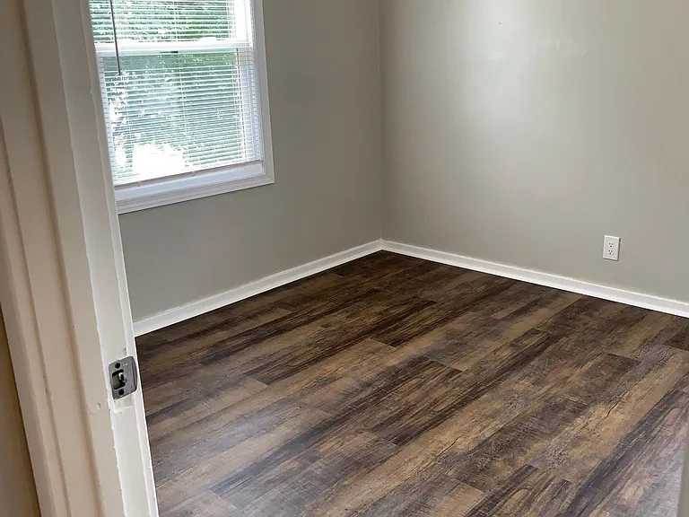 4519 Izard St #3 — Photo 11