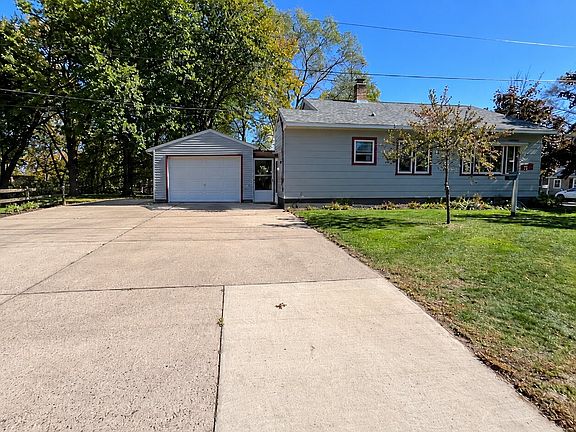 2nd image of 526 Cedar Street