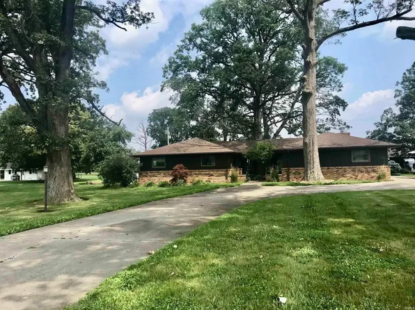 1550 W Union St, Ligonier, IN 46767
