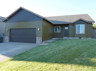 200 NW Howard Ln, Dallas, OR 97338