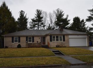 333 Blueberry Rd, Lexington, KY 40503