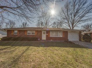507 N 4th St, Mascoutah, IL