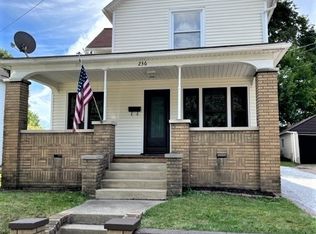 236 15th St NW, Barberton, OH 44203