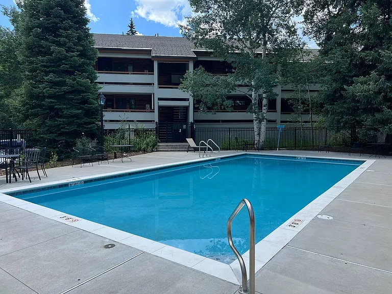 1040 Vail View Dr #203 — Photo 2