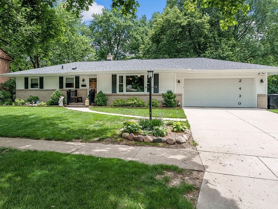 1st image of 2430 Evanston Dr