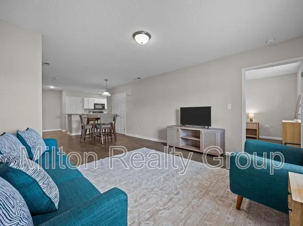 21 Collins Dr #D, Lillington, NC 27546