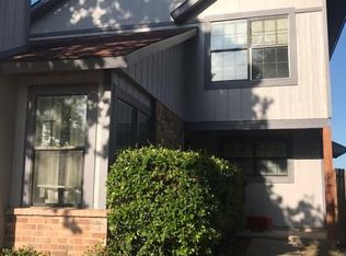 212 Callender Dr, Fort Worth, TX 76108